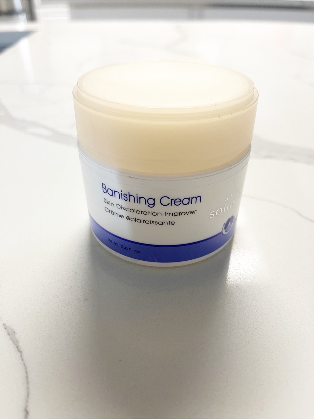 Banishing Cream Skin Discoloration Improver Avon Solutions 2.5oz - Picture 2 of 4
